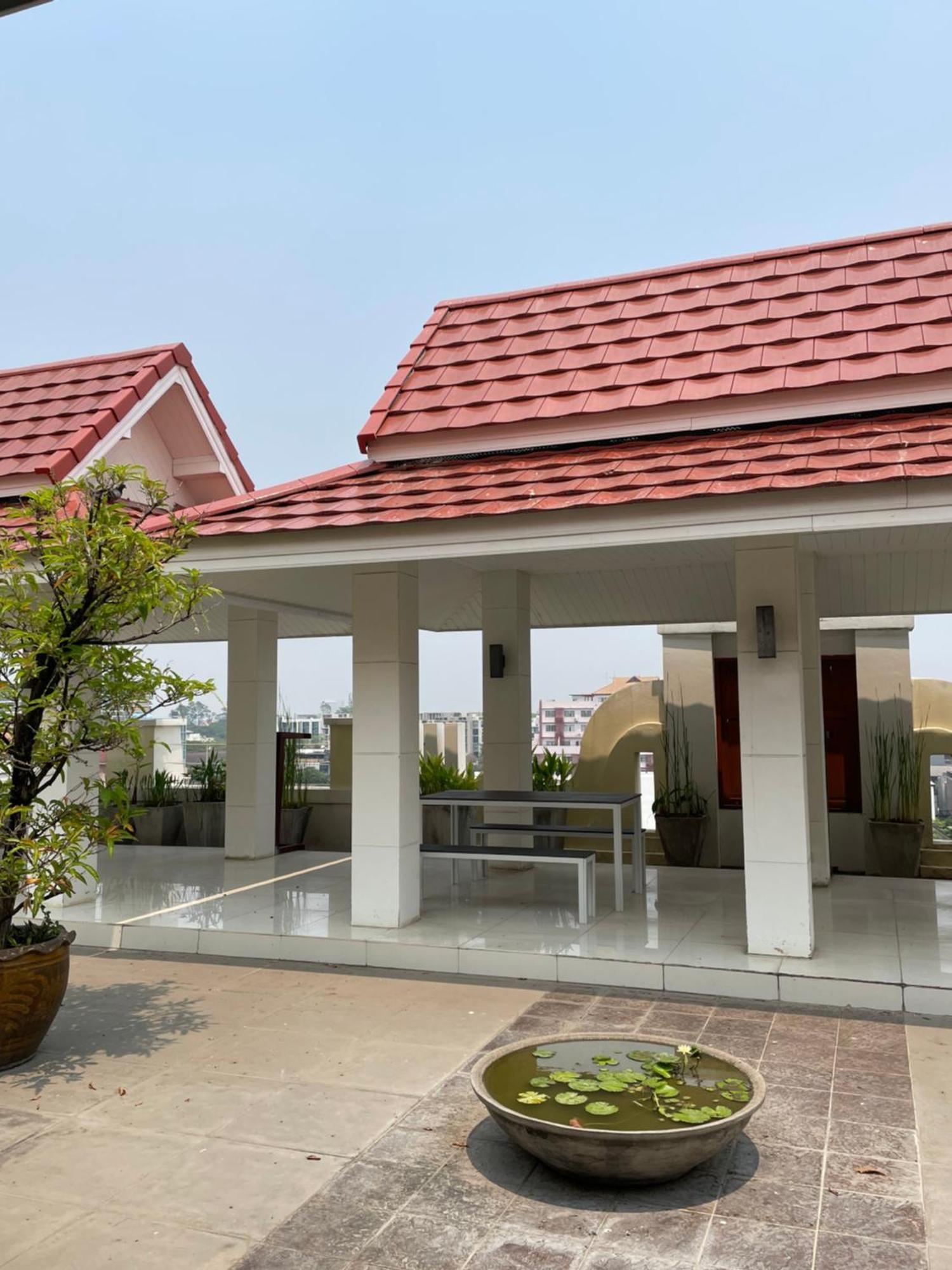Hotel The Empire Nimman Chiang Mai Exterior foto