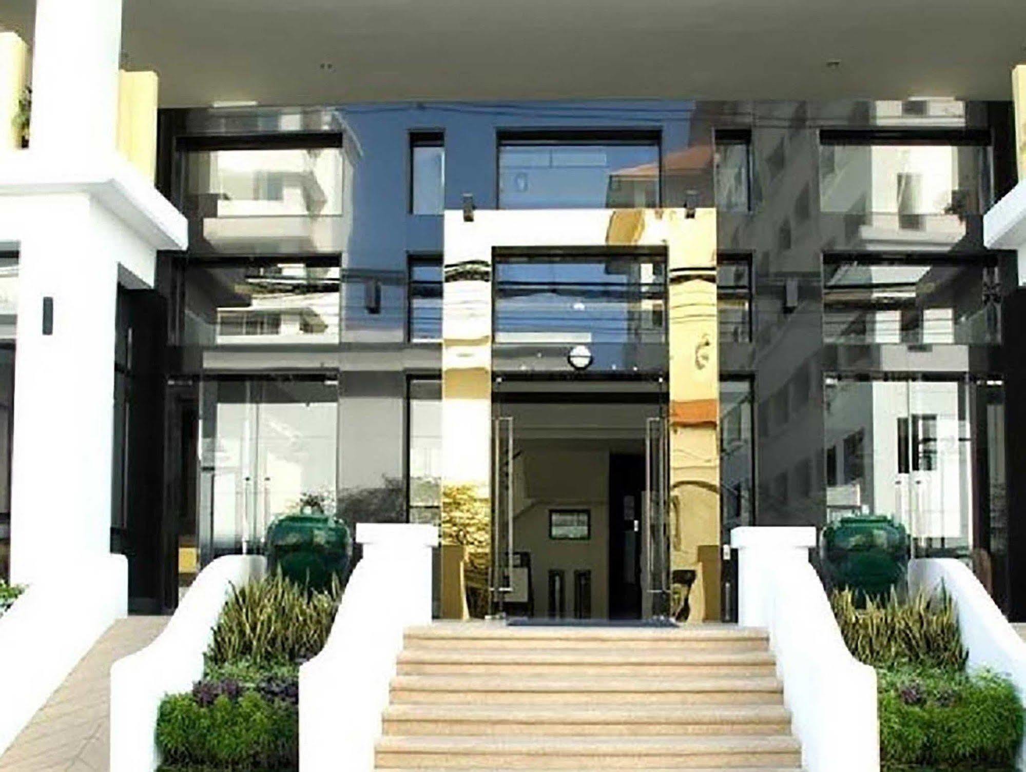 Hotel The Empire Nimman Chiang Mai Exterior foto